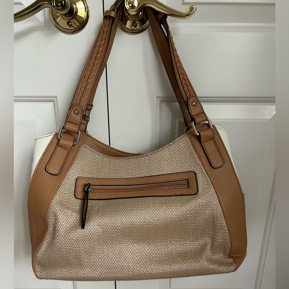 Tan and Cream Shoulder Bag with lots of pockets, lightweight and perfect